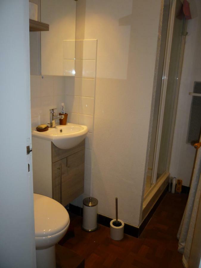 Au Vieux Cedre Bed and Breakfast Mouvaux Eksteriør billede